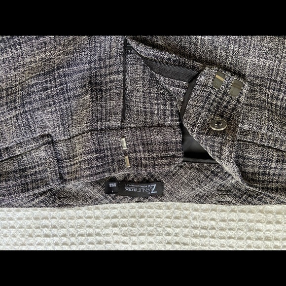 THREE pairs New York & Co Pants (bundle) - Picture 11 of 11